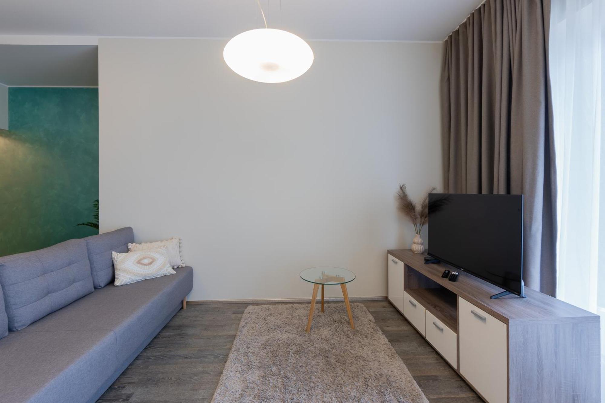 Aisa 39 Paernu Apartment I Free Parking 외부 사진
